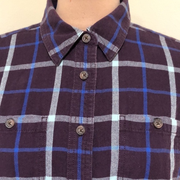 Duluth Trading Company Button Down Shirt Size Small Purple Plaid Flannel - Picture 3 of 9